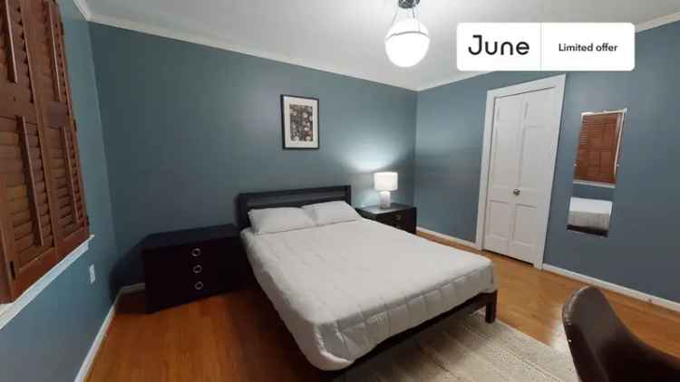 Rent Queen Bedroom in Southwest Waterfront with Flexible Lease Options