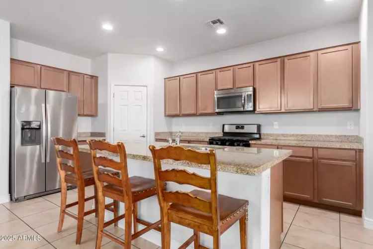 Rent Single Level Home in Morning Sun Farms with Gourmet Kitchen Features