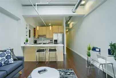 Luxury Urban Apartment for Rent in Midtown with Modern Finishes