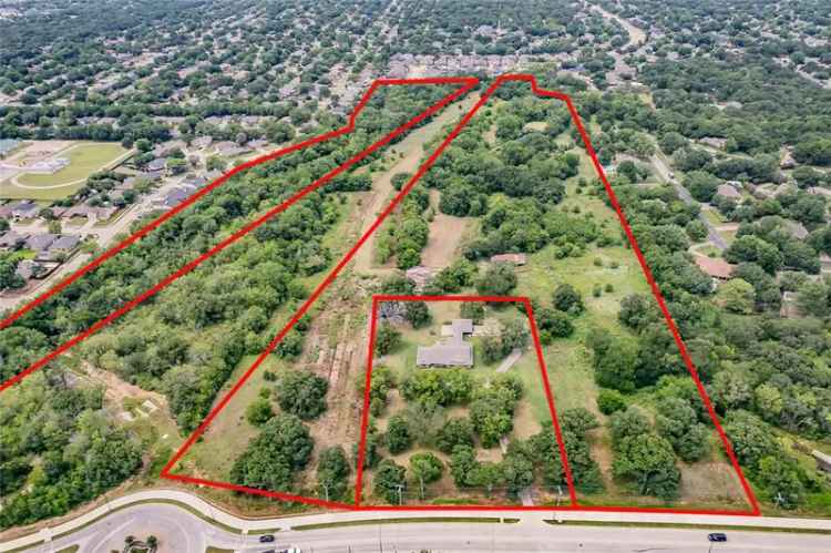 Buy Land in Arlington with Prime Real Estate Features