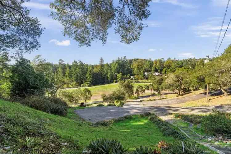 Buy house with stunning views in secluded valley near Santa Cruz