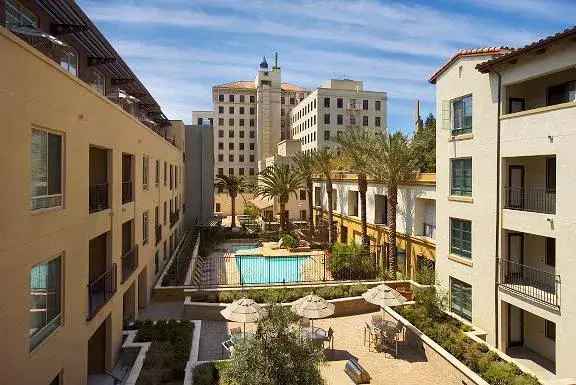 Rent Luxury Apartments in Pasadena CA with Historical Charm