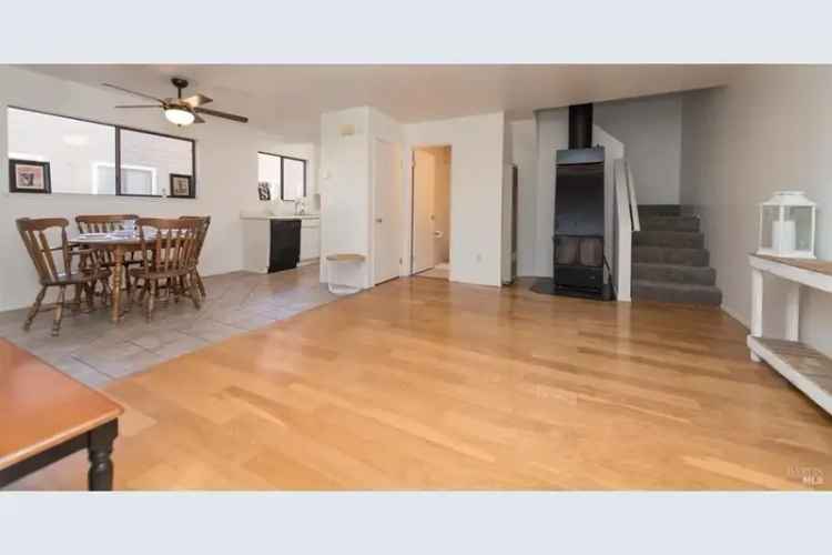 Buy Condo in Cedar Woods with Modern Upgrades and Private Balcony