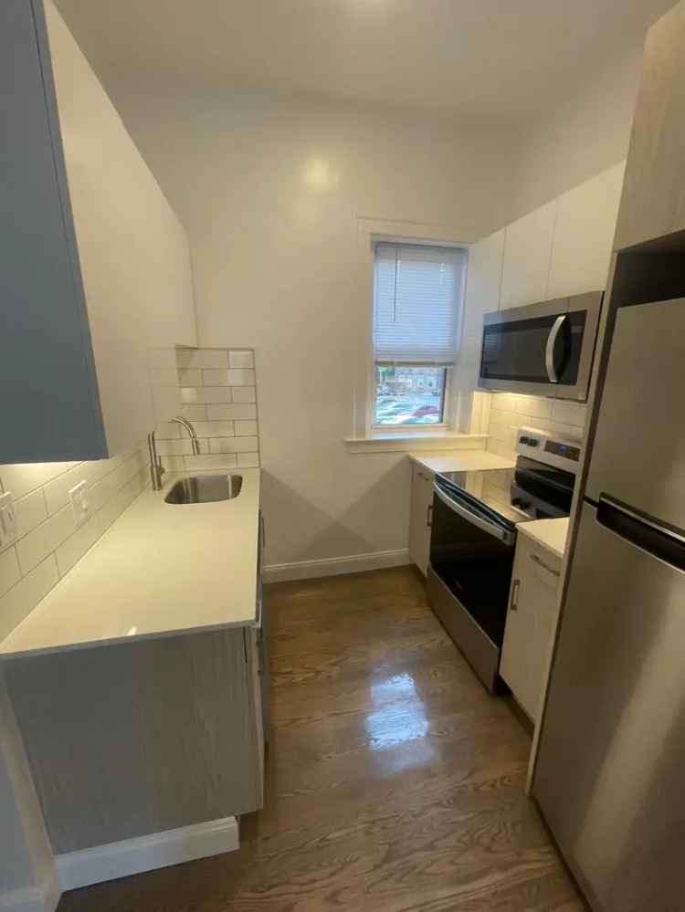 Rent Apartments with Renovated Features in Fenway