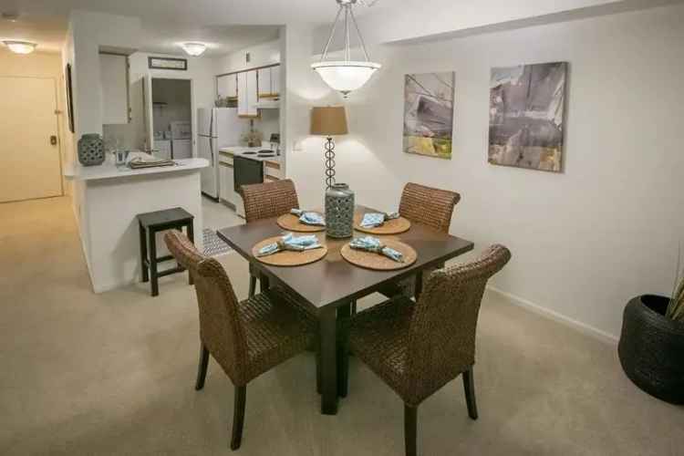 Rent Summer Ridge Apartments in Kalamazoo Michigan with Corporate Housing