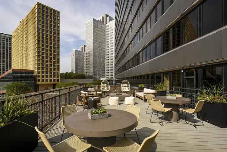 Rent Apartments Downtown Pittsburgh with Onsite Parking and Rooftop Terrace