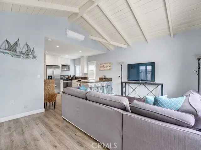 House For Sale in 1320,1320 1/2, West Balboa Boulevard, Newport Beach, California