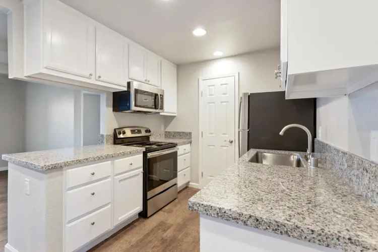 Rent Modern Apartments with Balconies and Patios in Live Oak