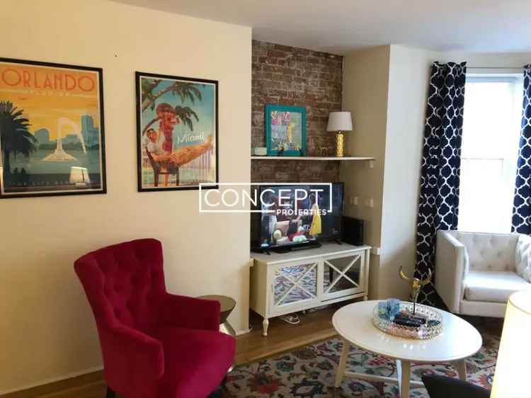 Rent Apartment Unit in South End with 1 Bed and 1 Bath