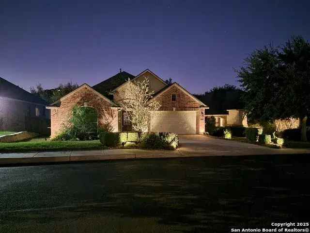 Rent One Story Brick Home in Stonewall Ranch with Modern Amenities