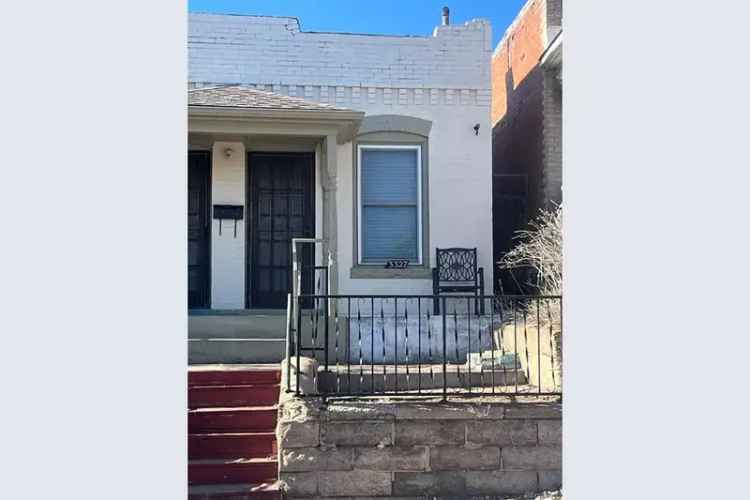 Buy house in Denver with 1 bedroom and basement near downtown