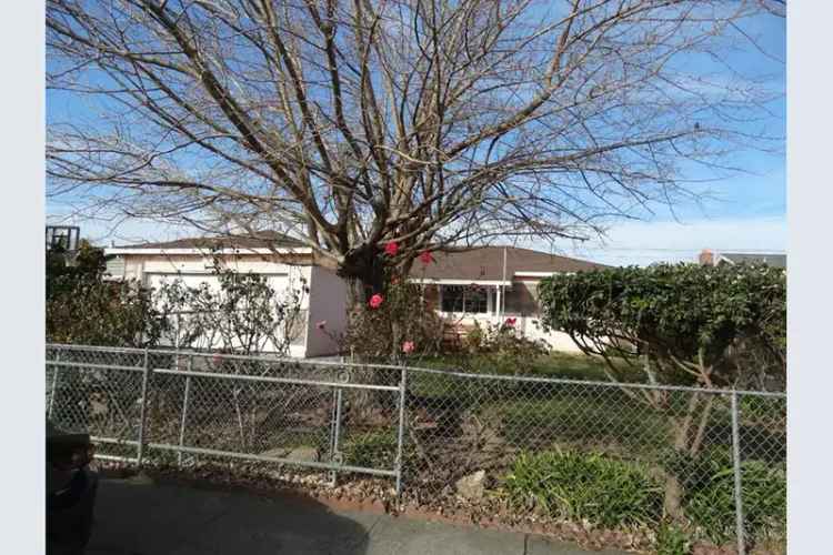 Probate Sale of 4 Bedroom House Near Consumnes River College