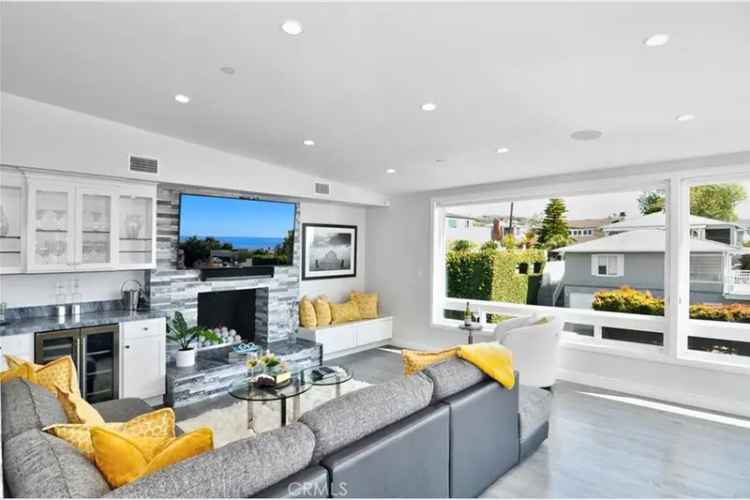 Buy Duplex in North Laguna Beach with Ocean Views and Luxury Amenities