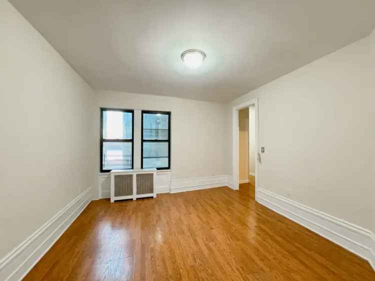 Spacious Apartment Unit for Rent with River Views Near NYP Columbia Medical Center