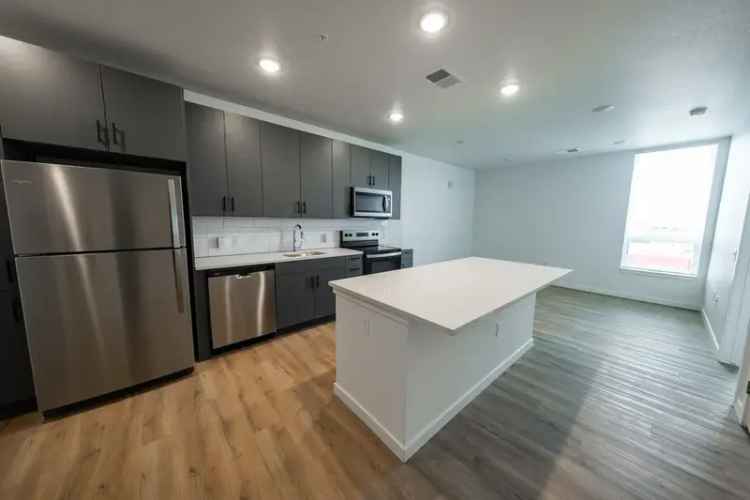 Rent Apartments with Great Amenities in Arvada