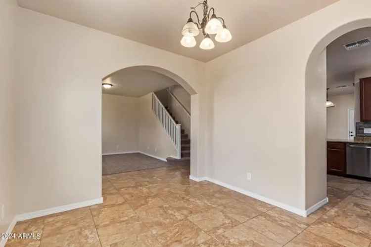 Buy House in Gilbert with Spacious Layout and Modern Amenities