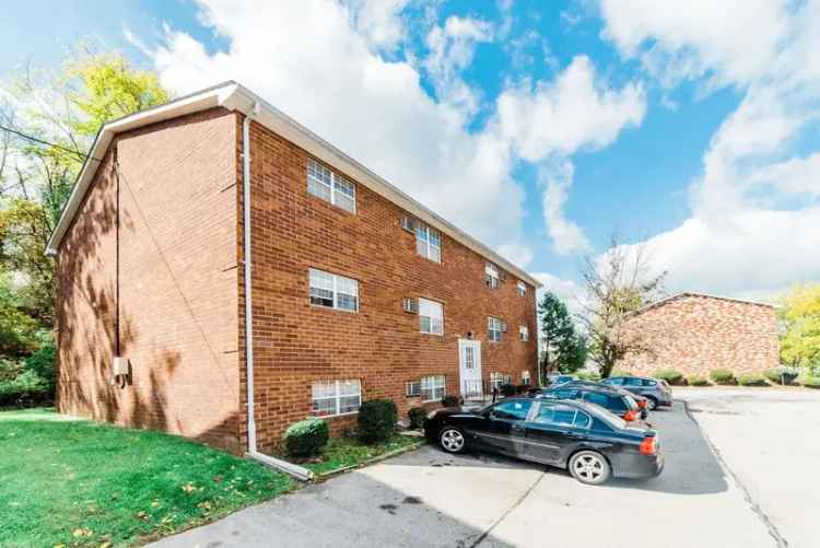 Rent 1 Bedroom Apartment in Greensburg with Modern Amenities