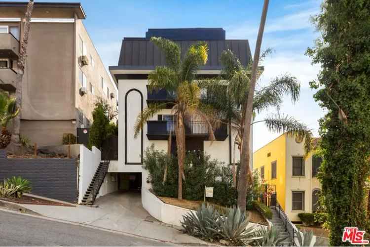 Buy Apartment Building with Thirteen Units in Hollywood Hills