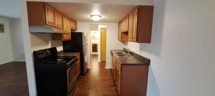 Rent Spacious Apartments with Modern Amenities in Beard Ave