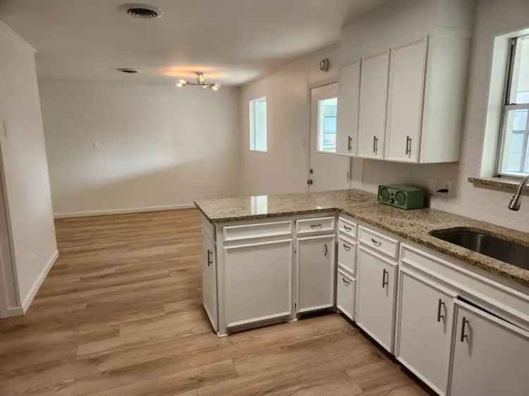 Rent Home in Farmers Branch with Modern Comfort and Spacious Living