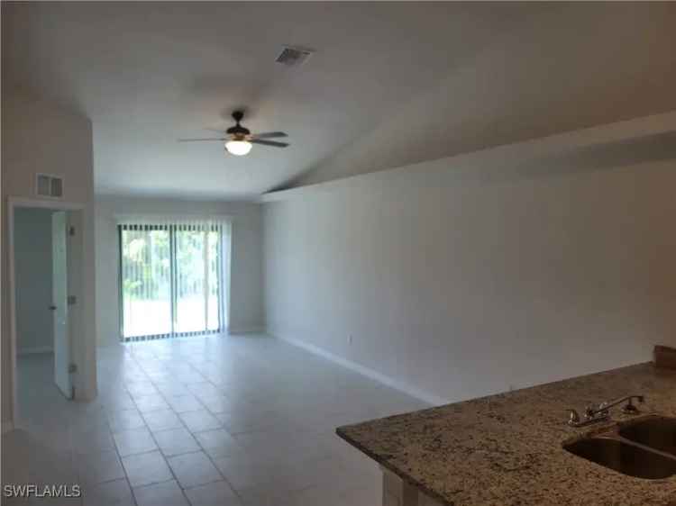 House For Sale in Cape Coral, Florida