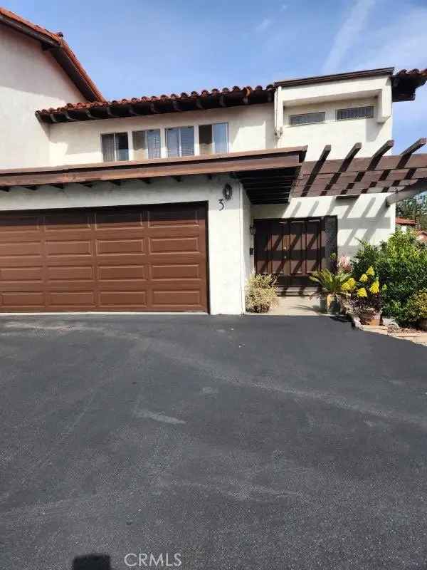 House For Sale in 835, Amigos Way, Newport Beach, California