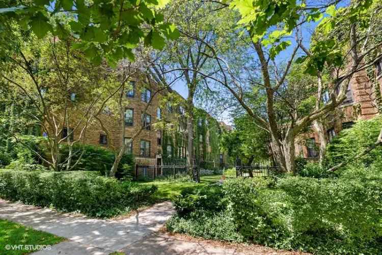 Rent apartments in Evanston with vintage charm and modern amenities