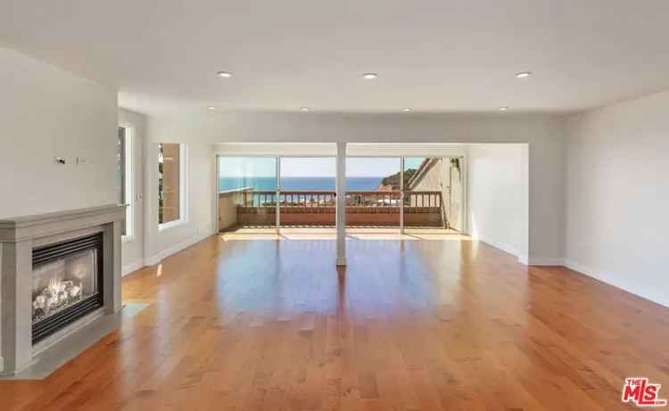 House For Sale in 23914, De Ville Way, Malibu, California