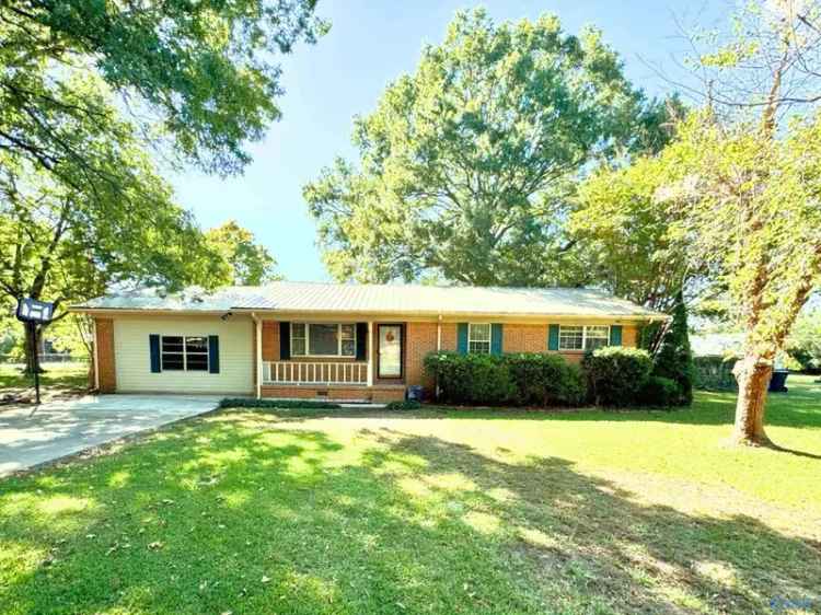 Investment Buy Home with Garage in Hartselle