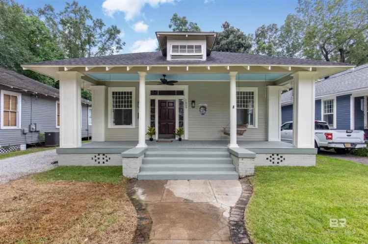 Charming historic home for sale in downtown Mobile with spacious backyard