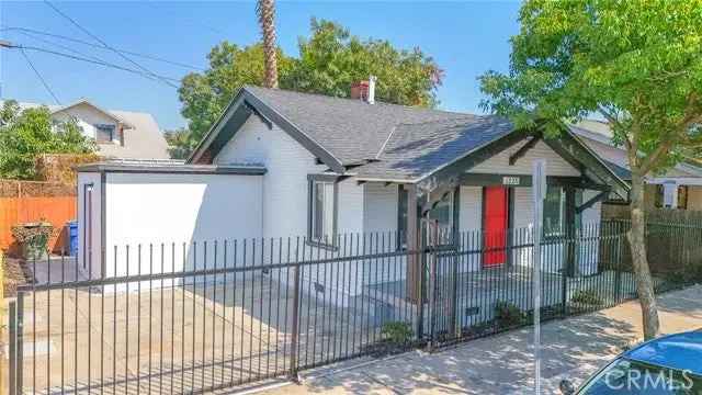 House For Sale in 1327, Exposition Boulevard, Los Angeles, California