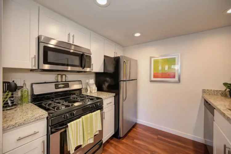 Rent Apartments in Rocklin with Amenities and Park Access