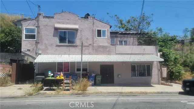 House For Sale in 806, North Gage Avenue, California