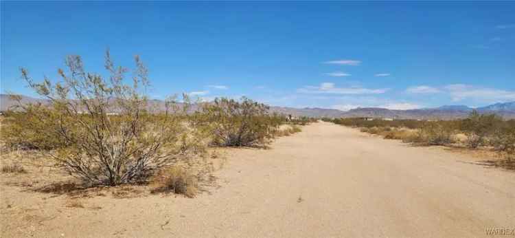 Land For Sale in Golden Valley, Arizona