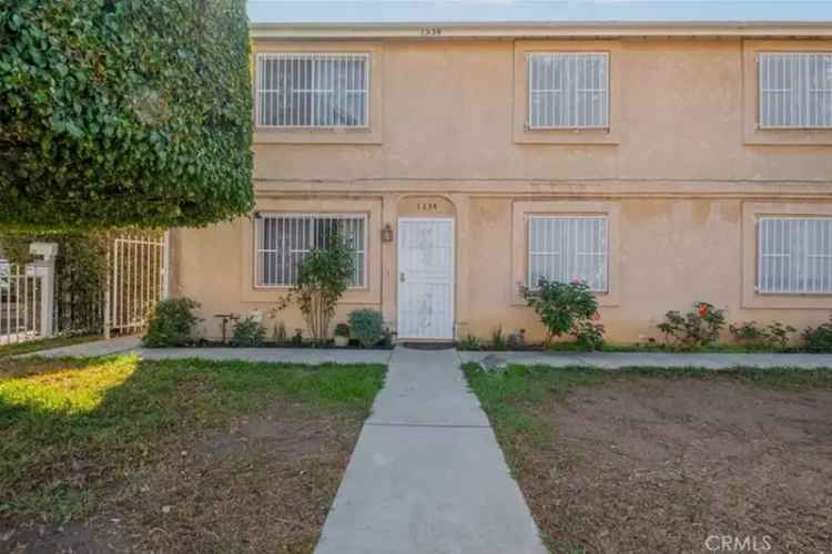 Investment Opportunity Rent Duplex Los Angeles with Spacious Units