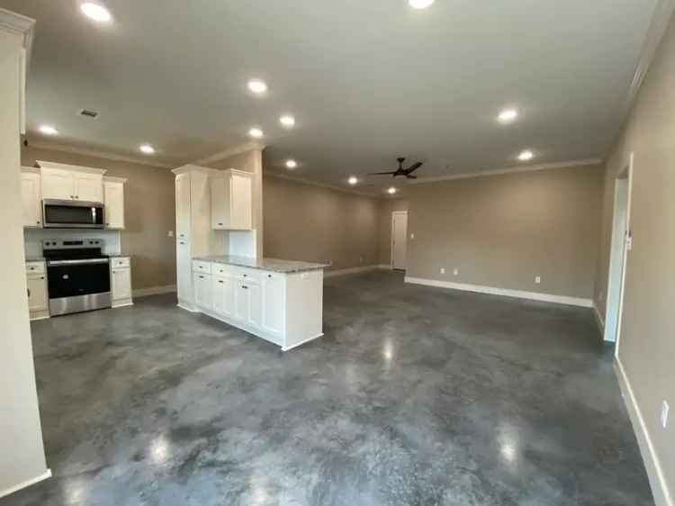 Rent Newly Constructed Home in Vilonia with 4 Bedrooms and Modern Features