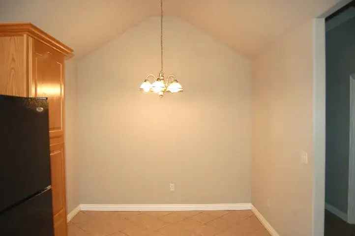 Rent Upscale Townhome in Established Neighborhood with Gas Fireplace