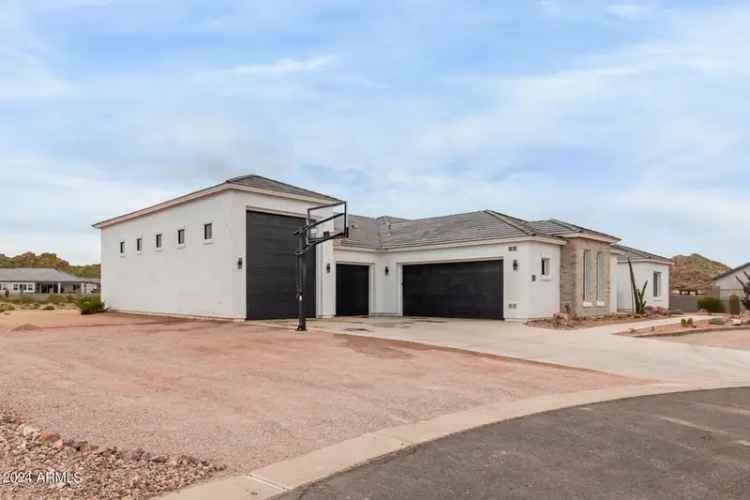 House For Sale in 267, West Amherst Street, San Tan Valley, Arizona