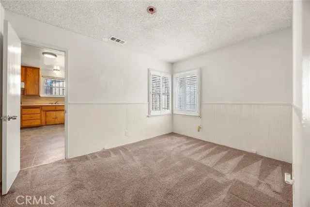 House For Sale in 2151, West 108th Street, California