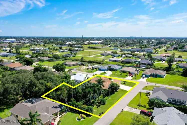 House For Sale in 2120, Southwest 8th Court, Cape Coral, Florida