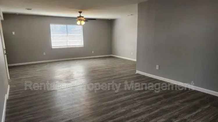 Rent 3 Bedroom Home in Mesquite TX with Modern Kitchen Amenities