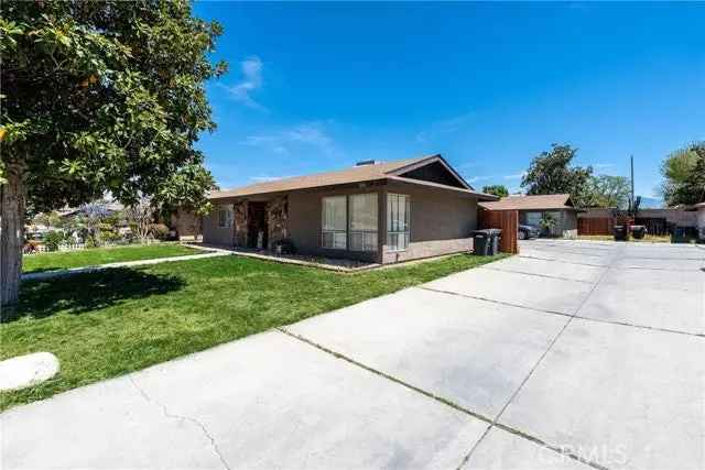 House For Sale in 624, Ironwood Street, Hemet, California