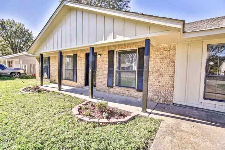 House For Sale in 815, Maple Drive, West Memphis, Arkansas