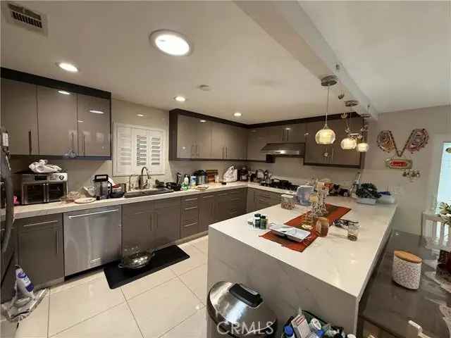 House For Sale in 13691, McMains Street, Garden Grove, California