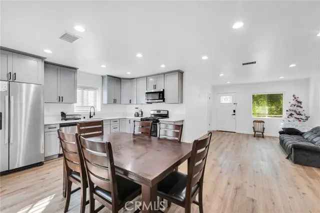 House For Sale in 6118, Ethel Avenue, Los Angeles, California