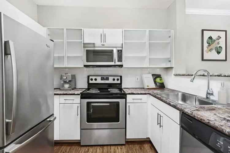 Rent Apartments in Fairfax with Modern Features and Great Amenities