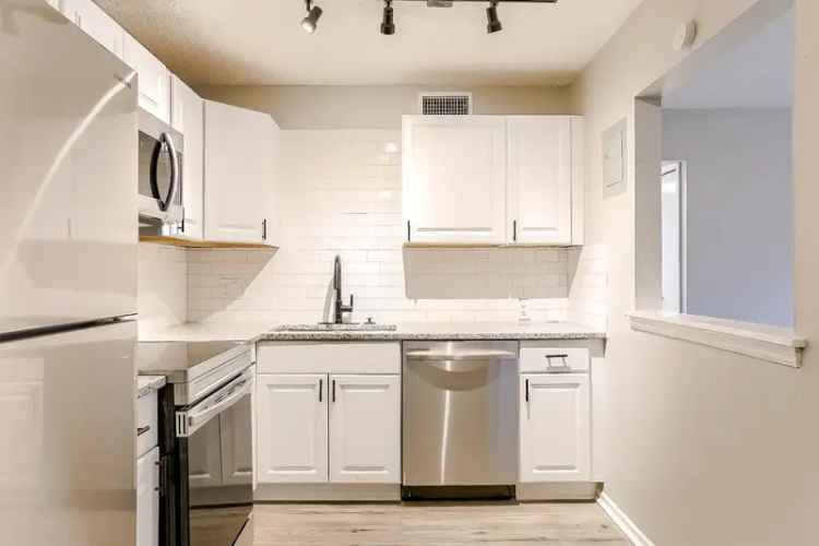 Rent Apartments with Granite Countertops in Renovated Units