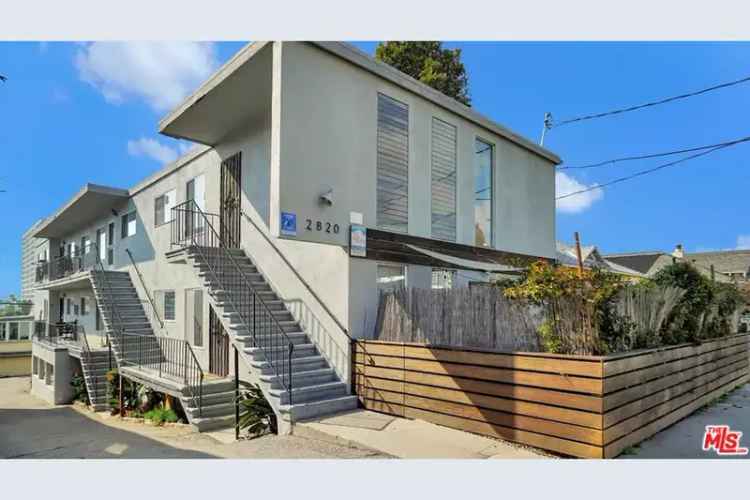 Buy Apartment in Santa Monica with Renovated Units and Outdoor Space