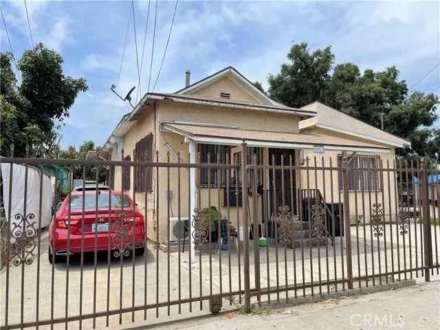 House For Sale in 7537, Maie Avenue, Firestone Park, California