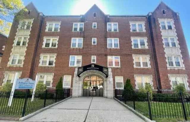 Rent Beautiful Renovated Studio 3Br Apartments in East Orange